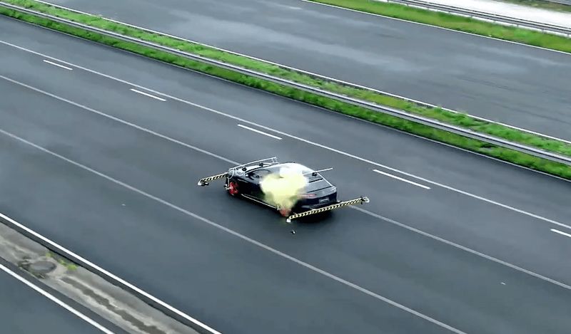 阿维塔创新太行智控2.0;大马力时代的安全新标杆。 汽车科技