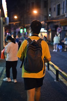  中小银行积极拓展代销理财渠道；资源互补推动业务深化；区域服务迎来新格局。 股票财经