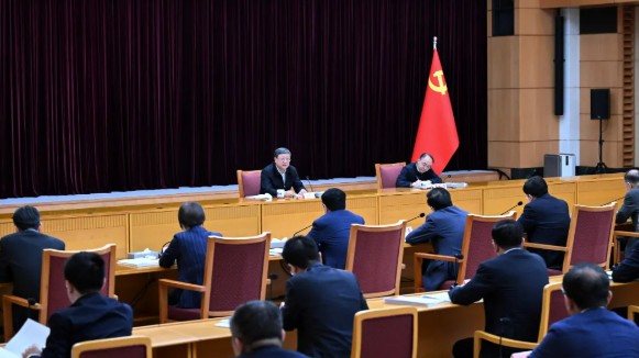  深邃远见：解码城市进化与时代演进的底层逻辑 新闻