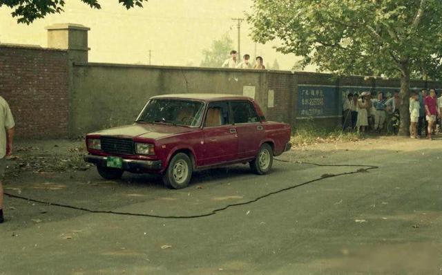  三十二年亡命路：那些藏在影子里的日与夜 情感心理